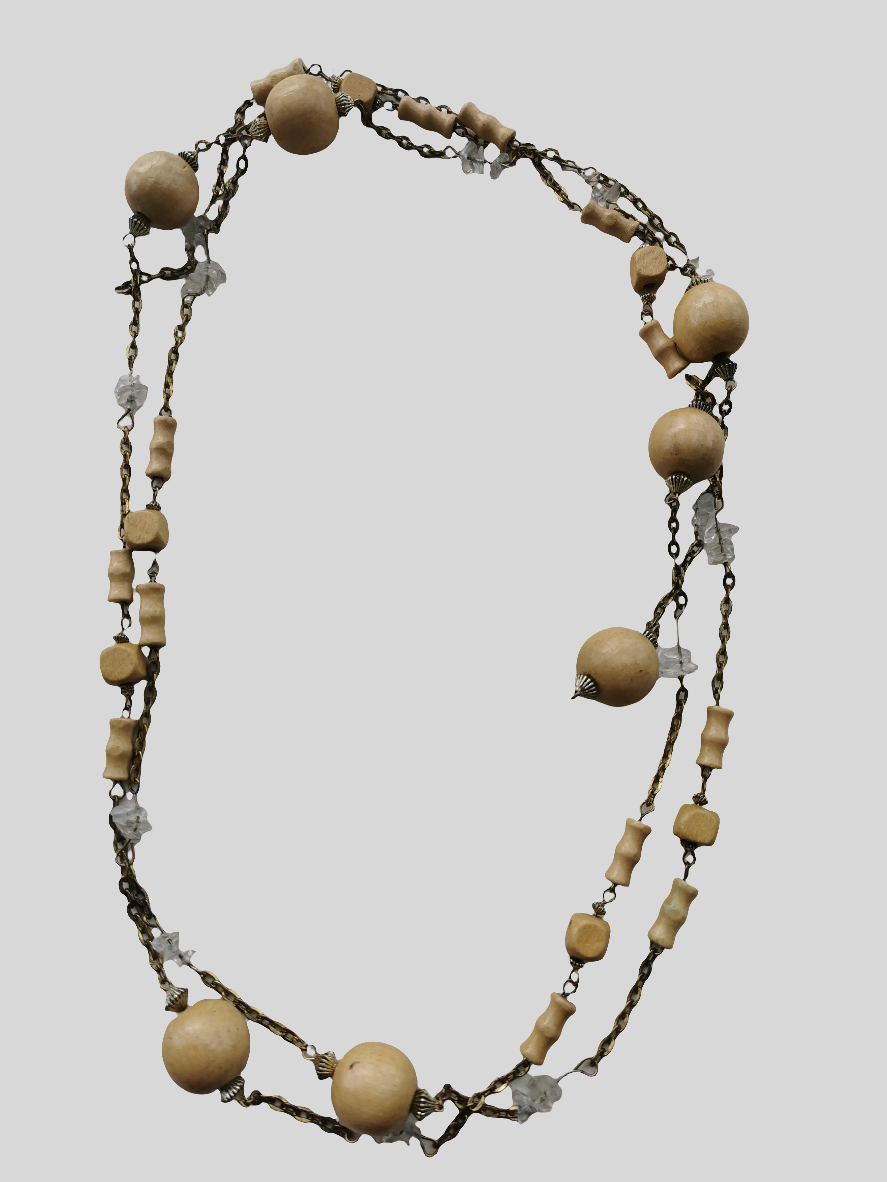 Bjergkrystal halskæde m/træperler 180 cm