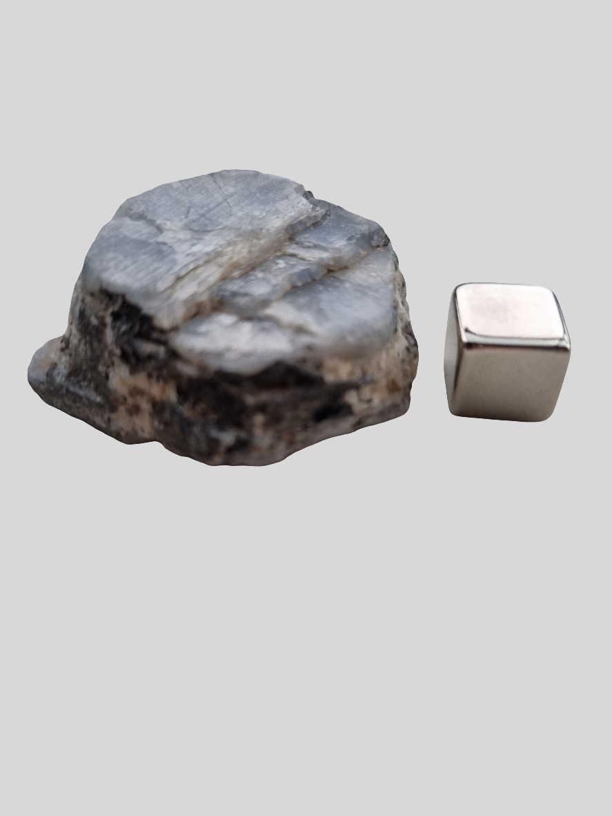 Safir m/Mica rå