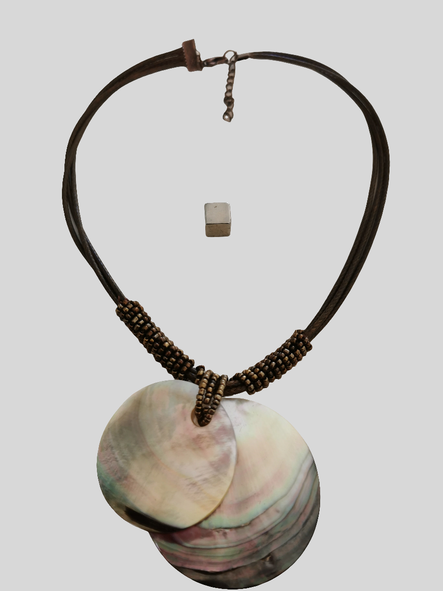 Abeloneskal halskæde 40+5 cm