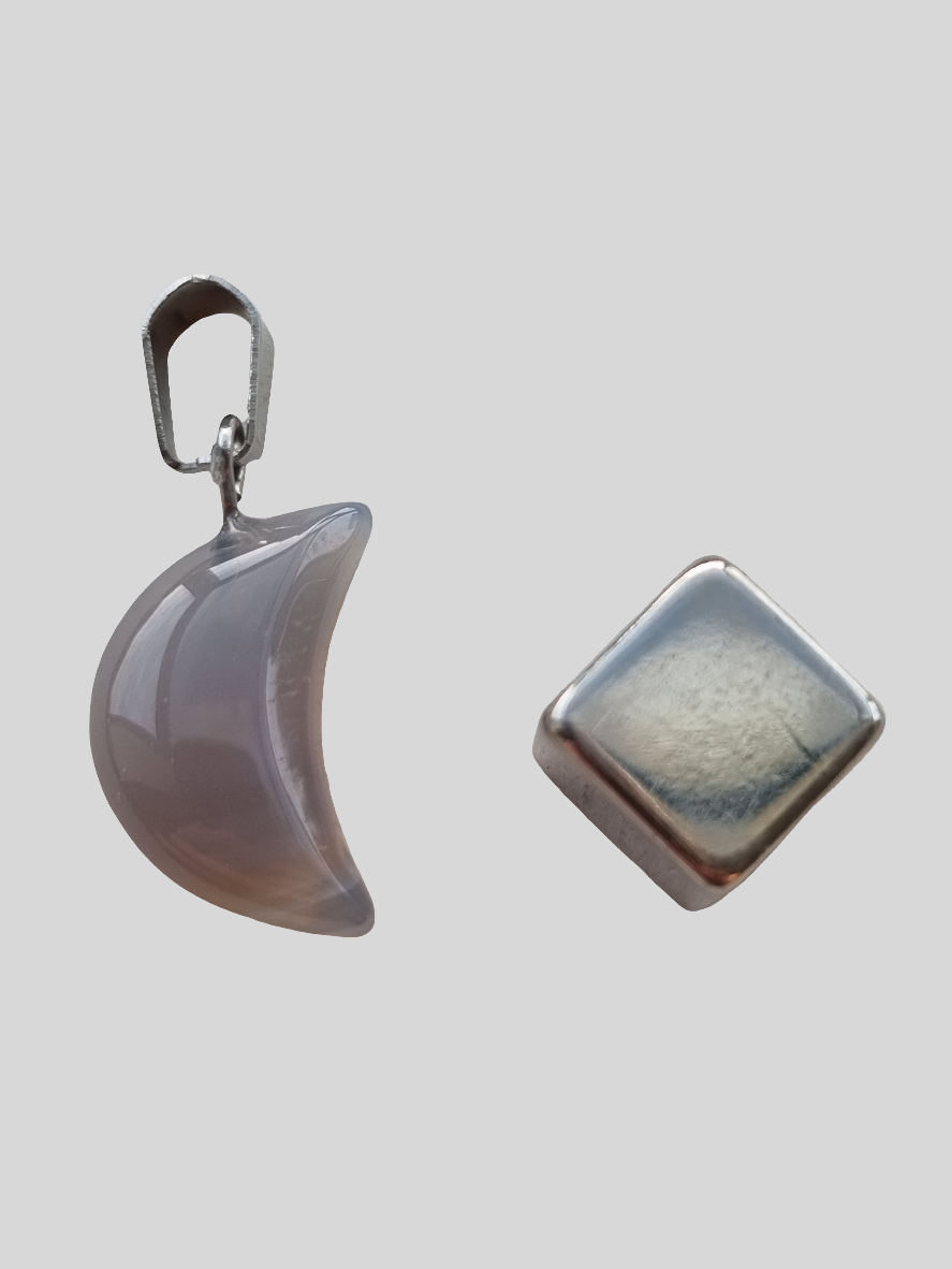 Chalcedon blå måne vedhæng