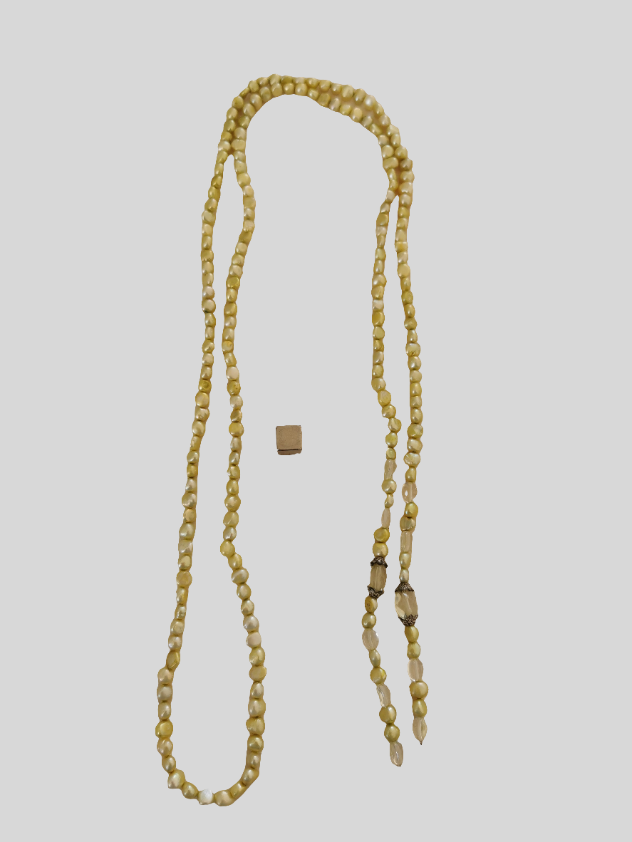 Grøn ferskvandsperle med bjergkrystal halskæde 120 cm