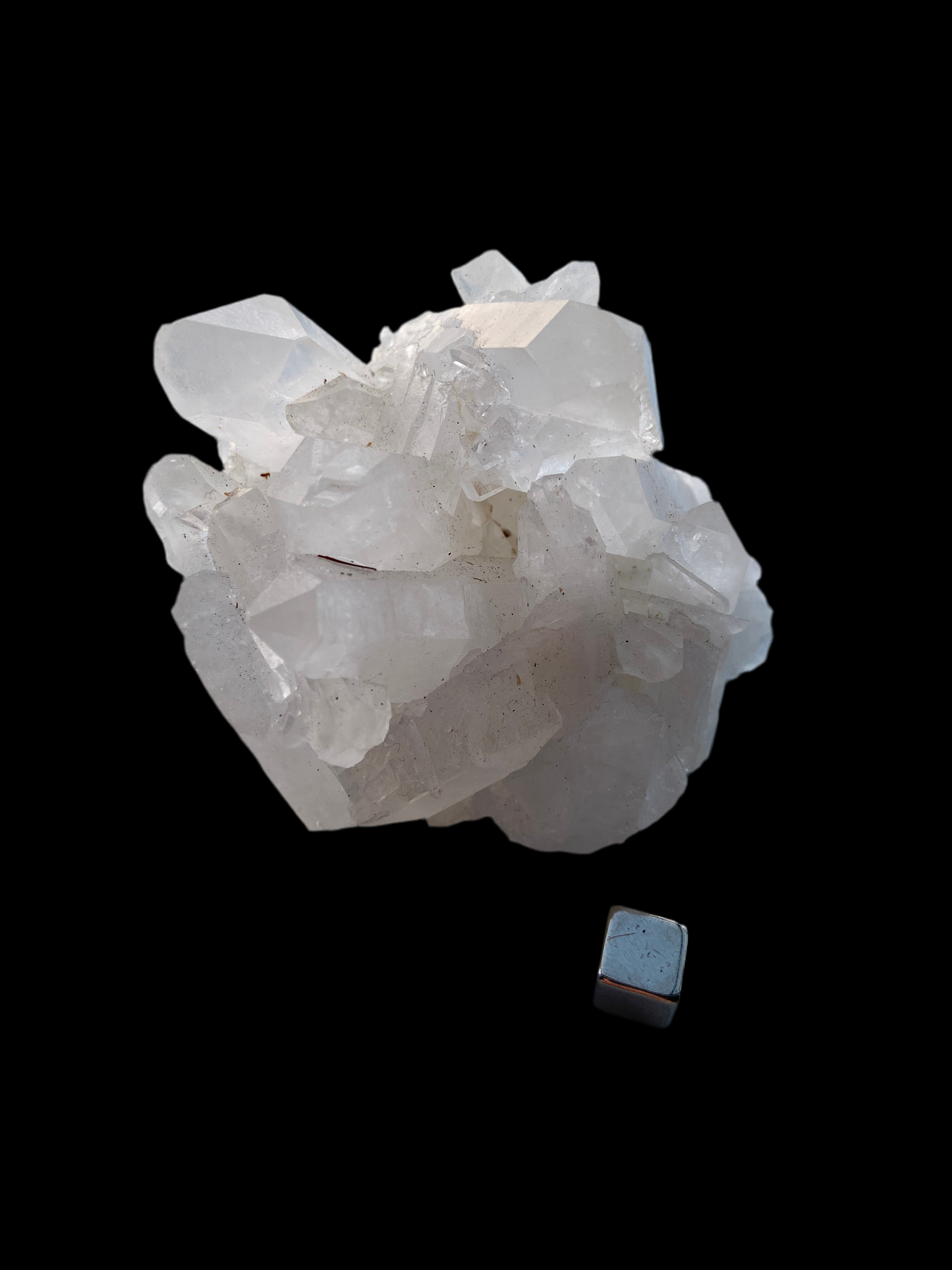 Bjergkrystal – renser energifeltet og støtter spirituel vækst og indsigt.