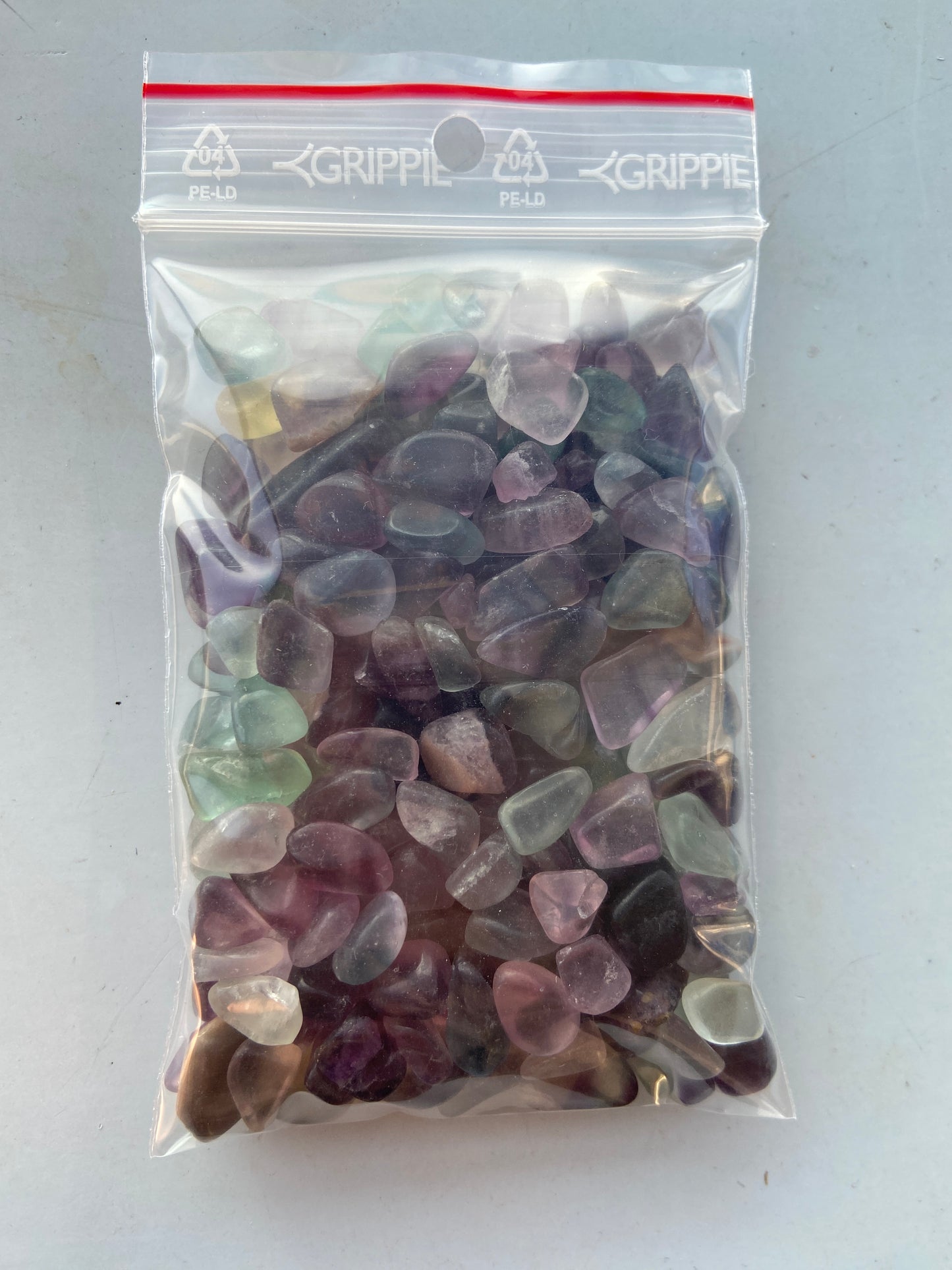 Fluorit – stabiliserer auraen og beskytter mod negativ energi.