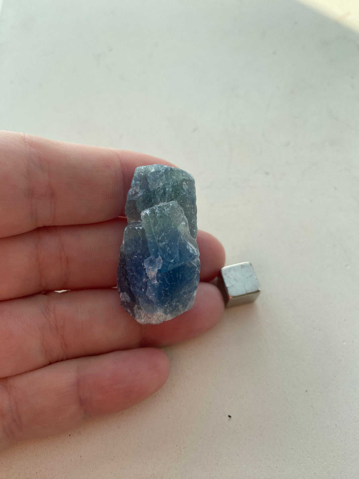 Beroligende grøn fluorit til stressreduktion og balance.