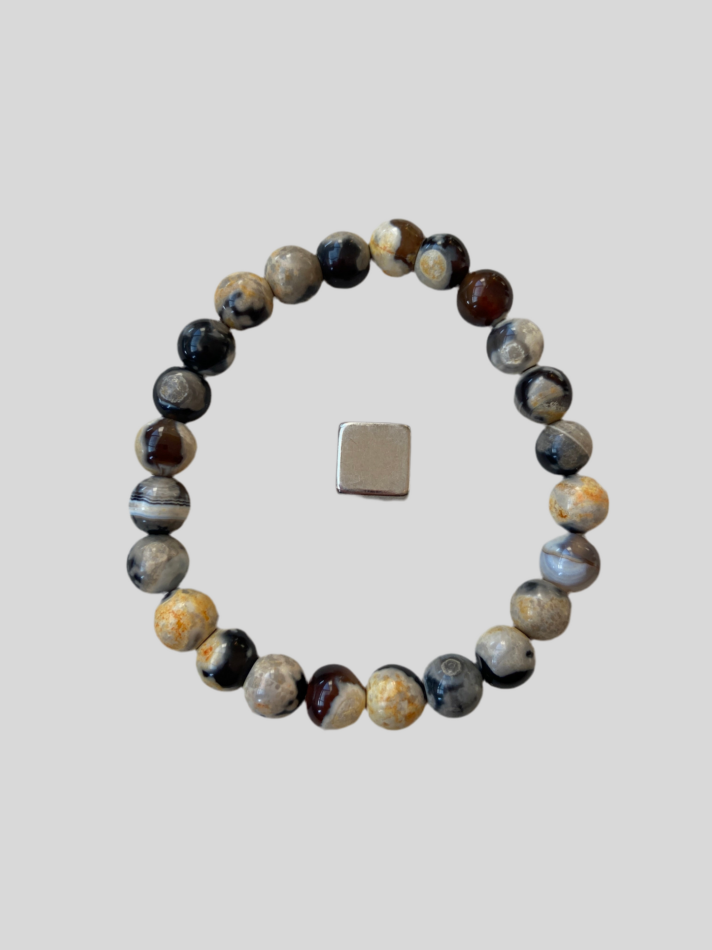 Forstenet træ krystal med stærk grounding og jordforbindelse.