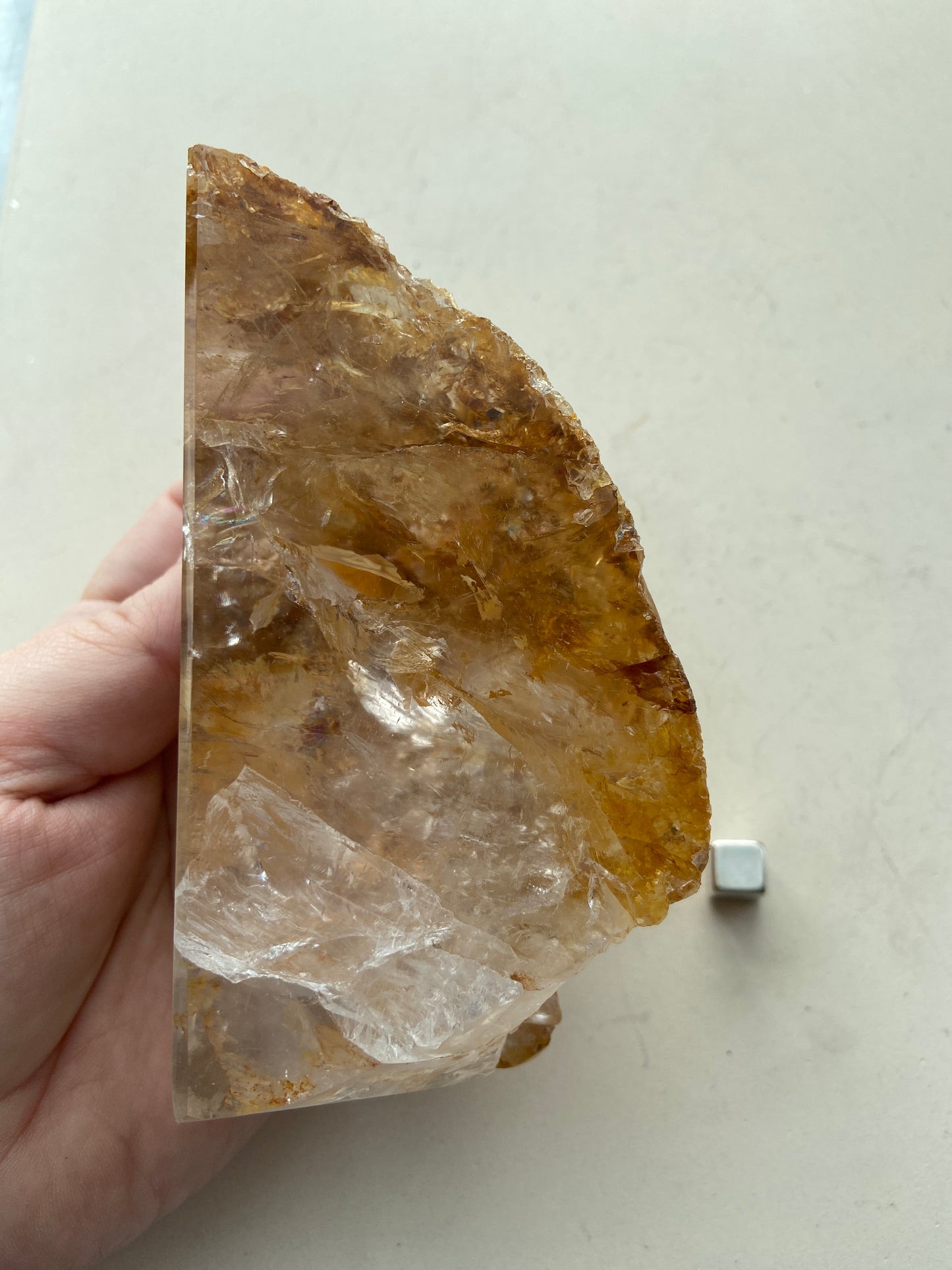 Golden Healer krystal som giver energiløft og vitalitet.