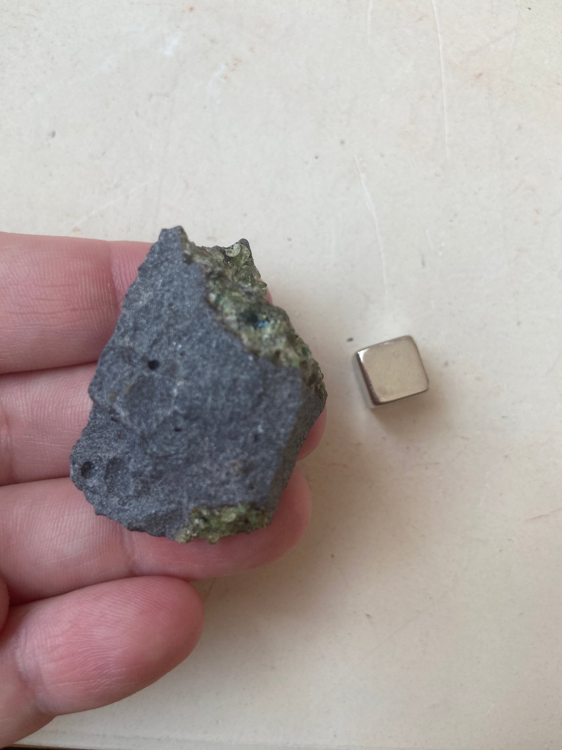 Green Diopside – stærk grounding i perioder med store forandringer.