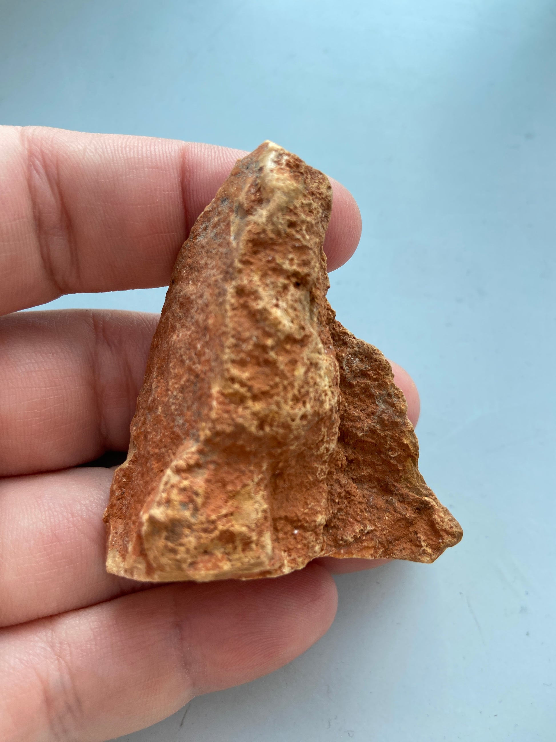 Gul Jaspis – forbedrer disciplin, fokus og mental koncentration.