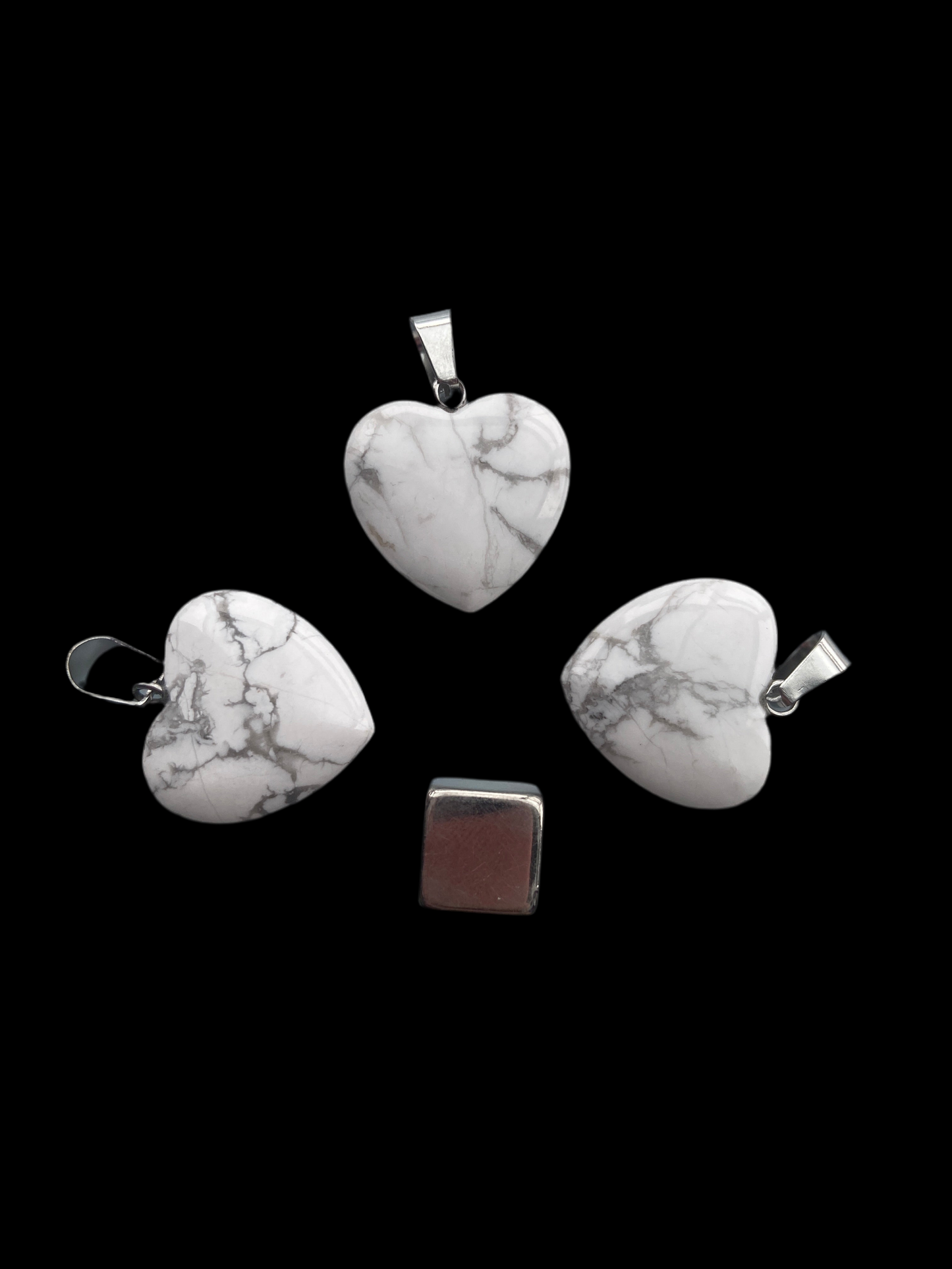 Howlit – beroligende krystal der skaber sindsro og indre fred.