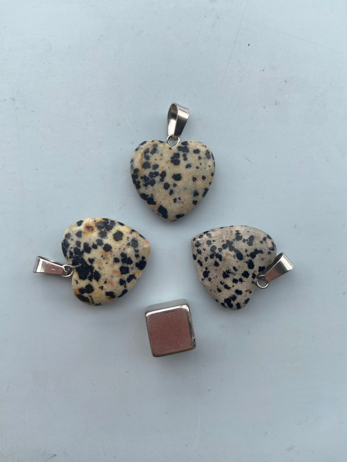 Jaspis Dalmatiner – kraftig grounding og beskyttende energi.