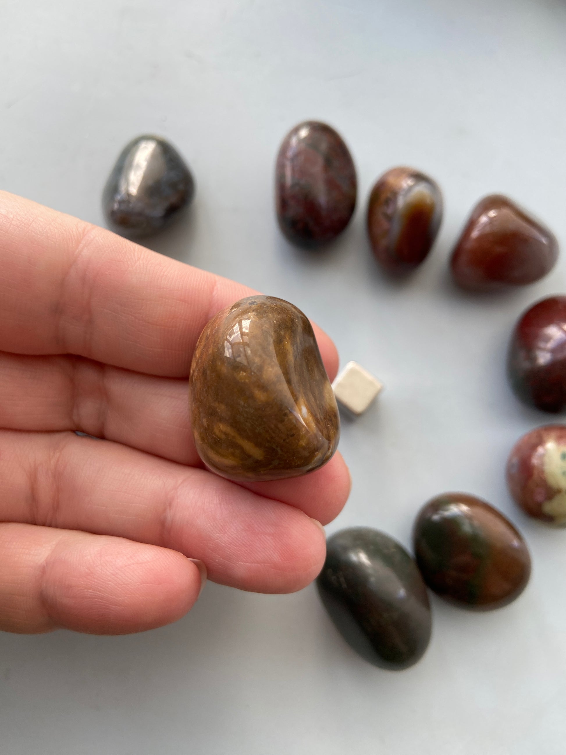 Jaspis Hav – forbinder dig med jordens nærende energi og grounding.