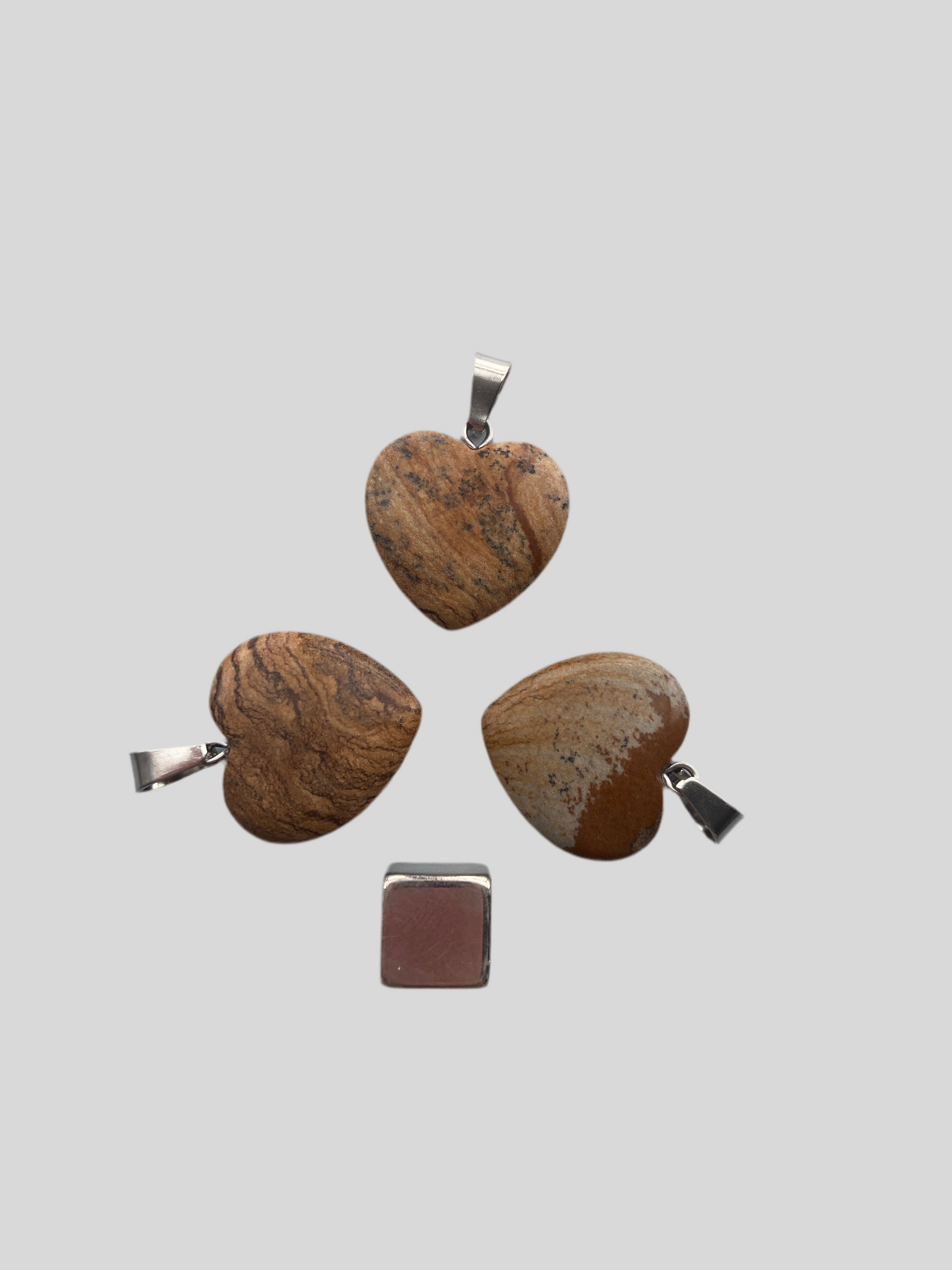 Jaspis Landskab – jordforbindende krystal med naturens rolige energi.