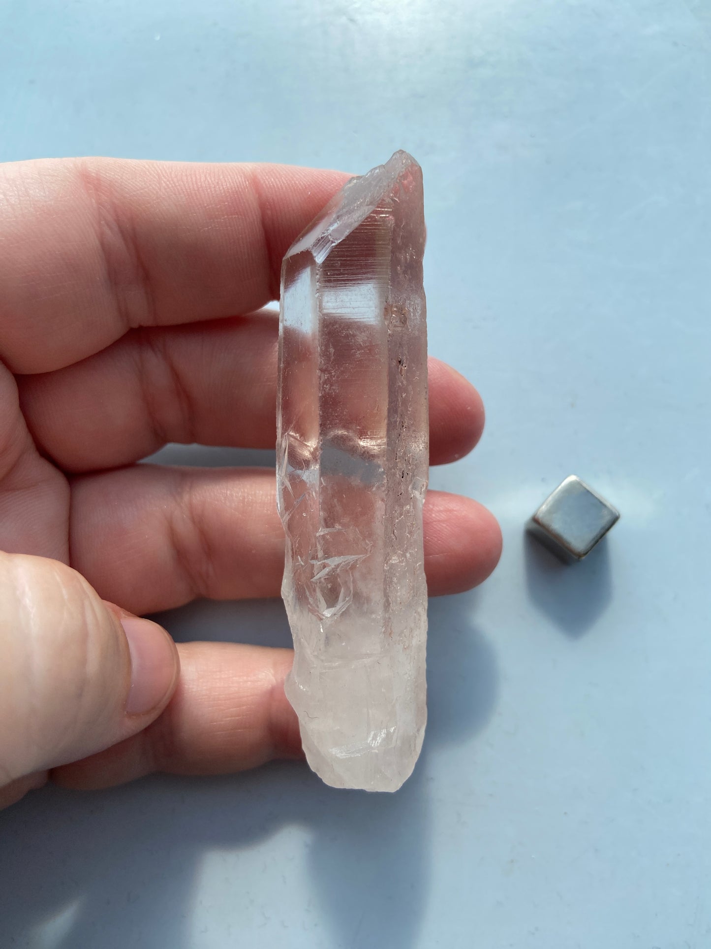 Lemurien Kvarts – støtter dyb traumehealing og sjælelig balance.