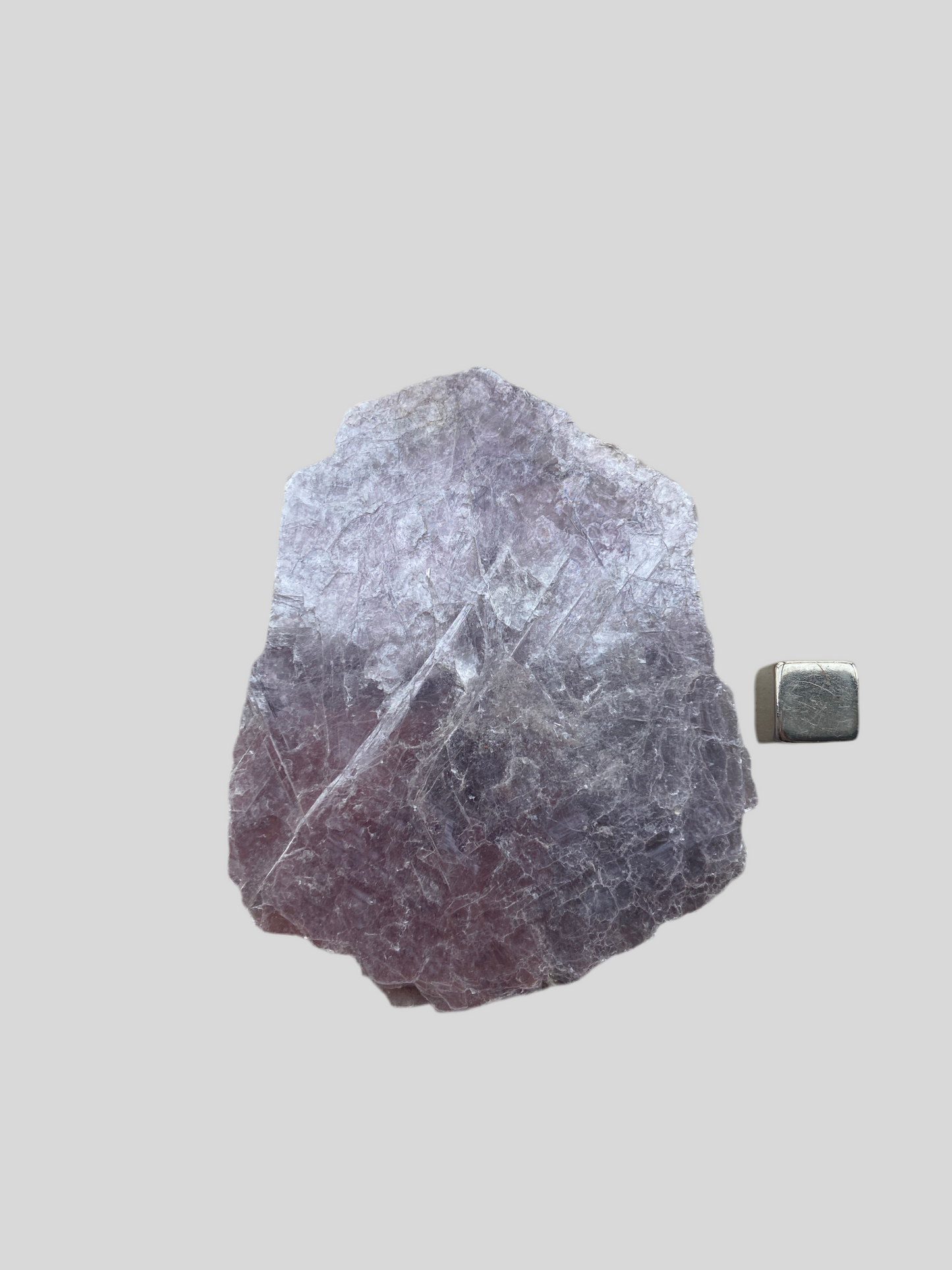 Mica – hjælper med at slippe egoisme og åbne for kærlig kontakt til andre.