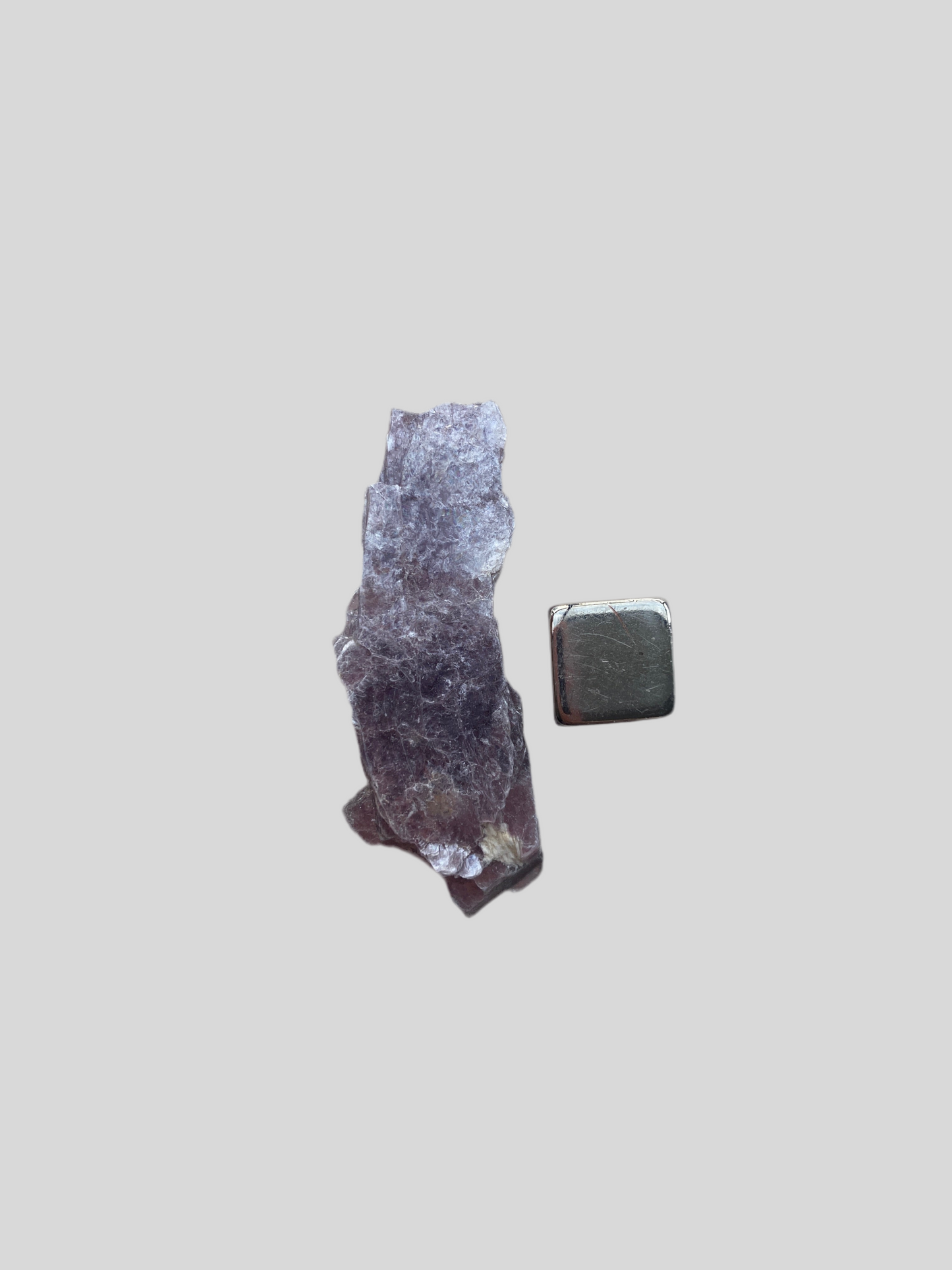 Mica – styrker fokus, koncentration og energimæssig stabilitet.