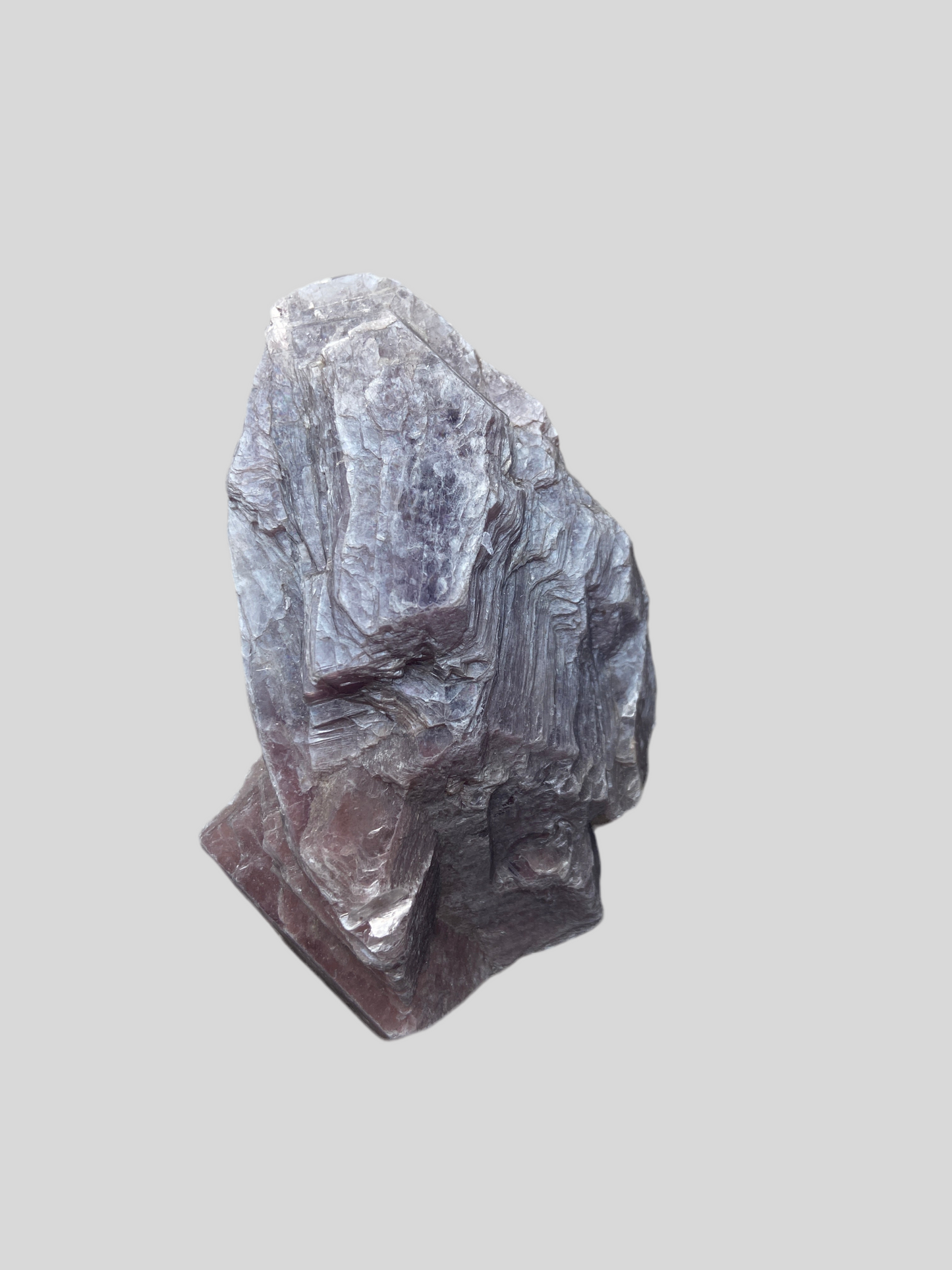 Mica – støtter intuitiv healing og åbner for psykiske evner på en afbalanceret måde.