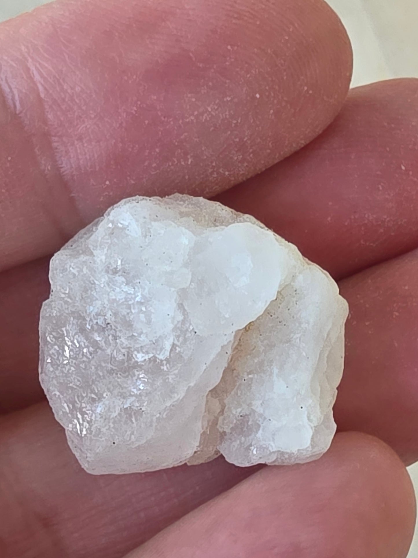 Morganit – beroliger sindet og dæmper angst, skaber indre fred.