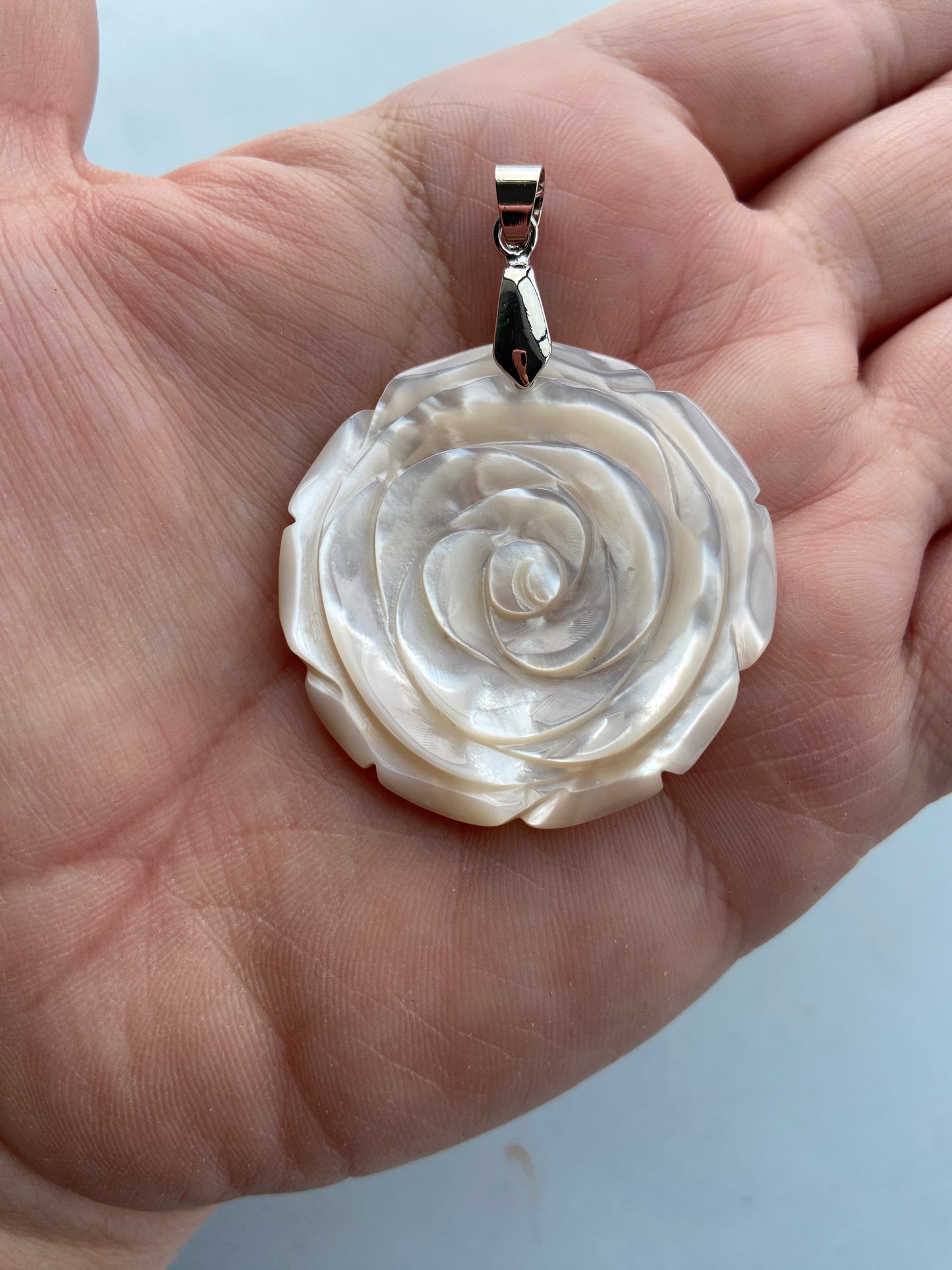 Perlemor – skaber harmoni og følelsesmæssig ro.