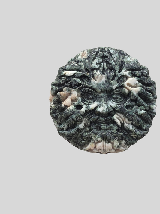 Preseli Bluestone Green Man med stærk naturenergi og jordforbindelse.