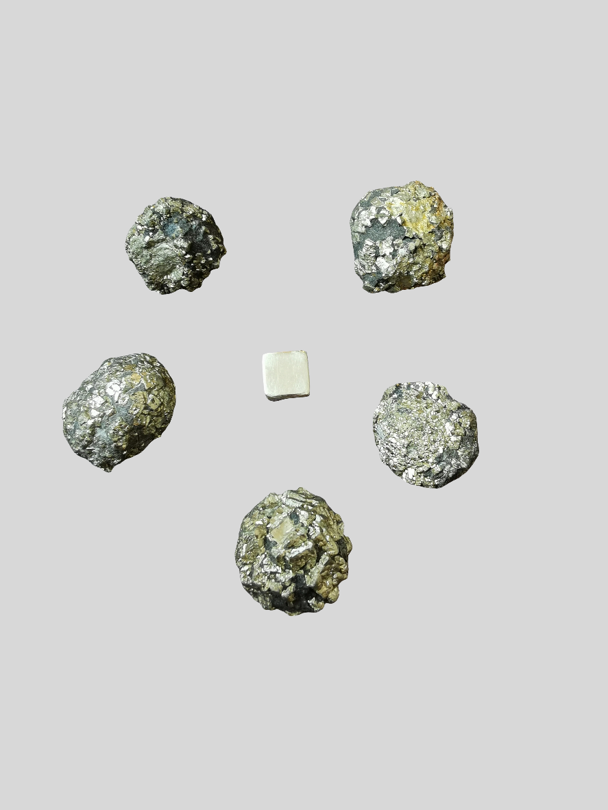 Pyrit krystal med beskyttende energi mod negativitet.