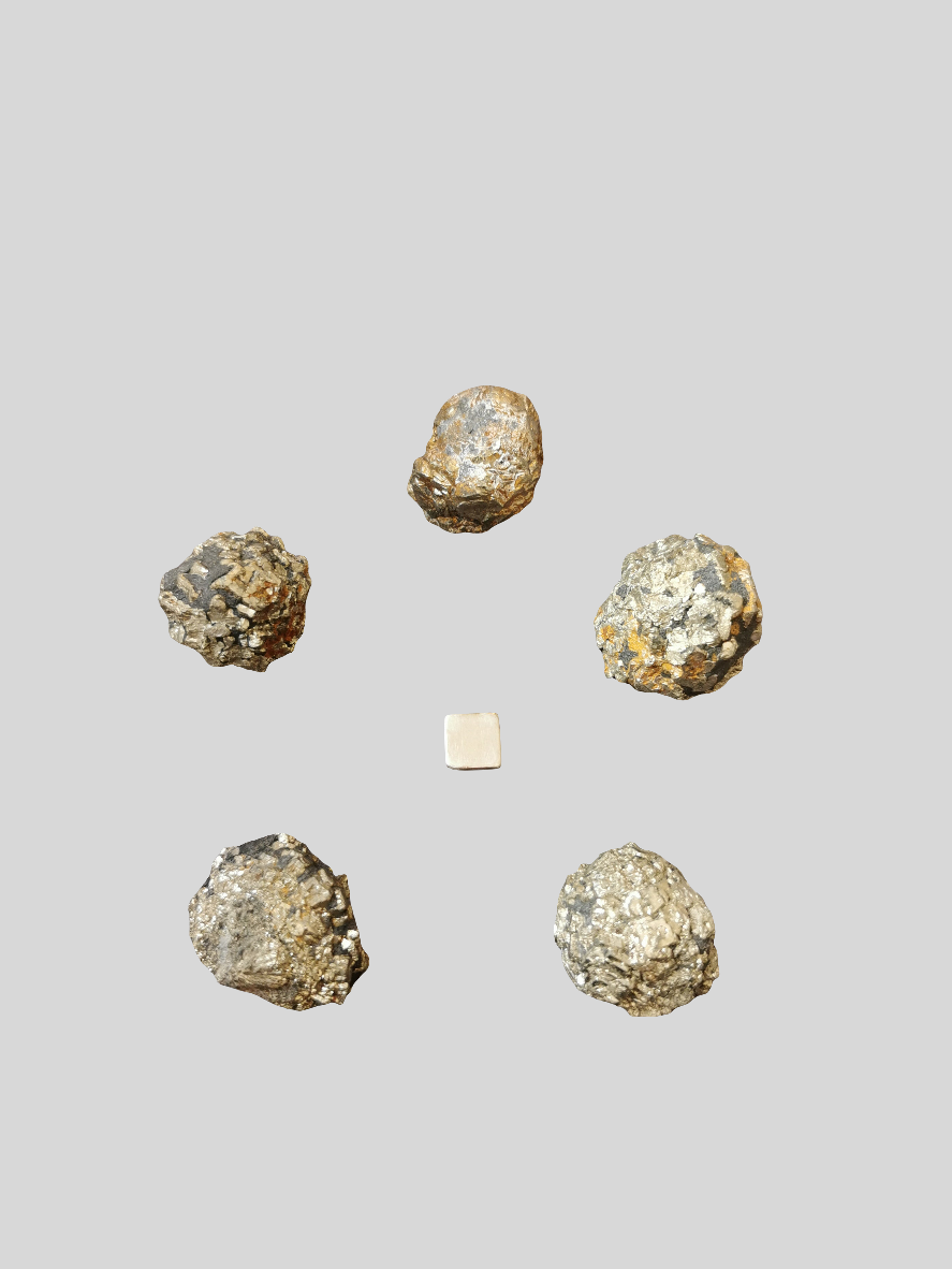 Pyrit krystal der styrker manifestation og skaberkraft.