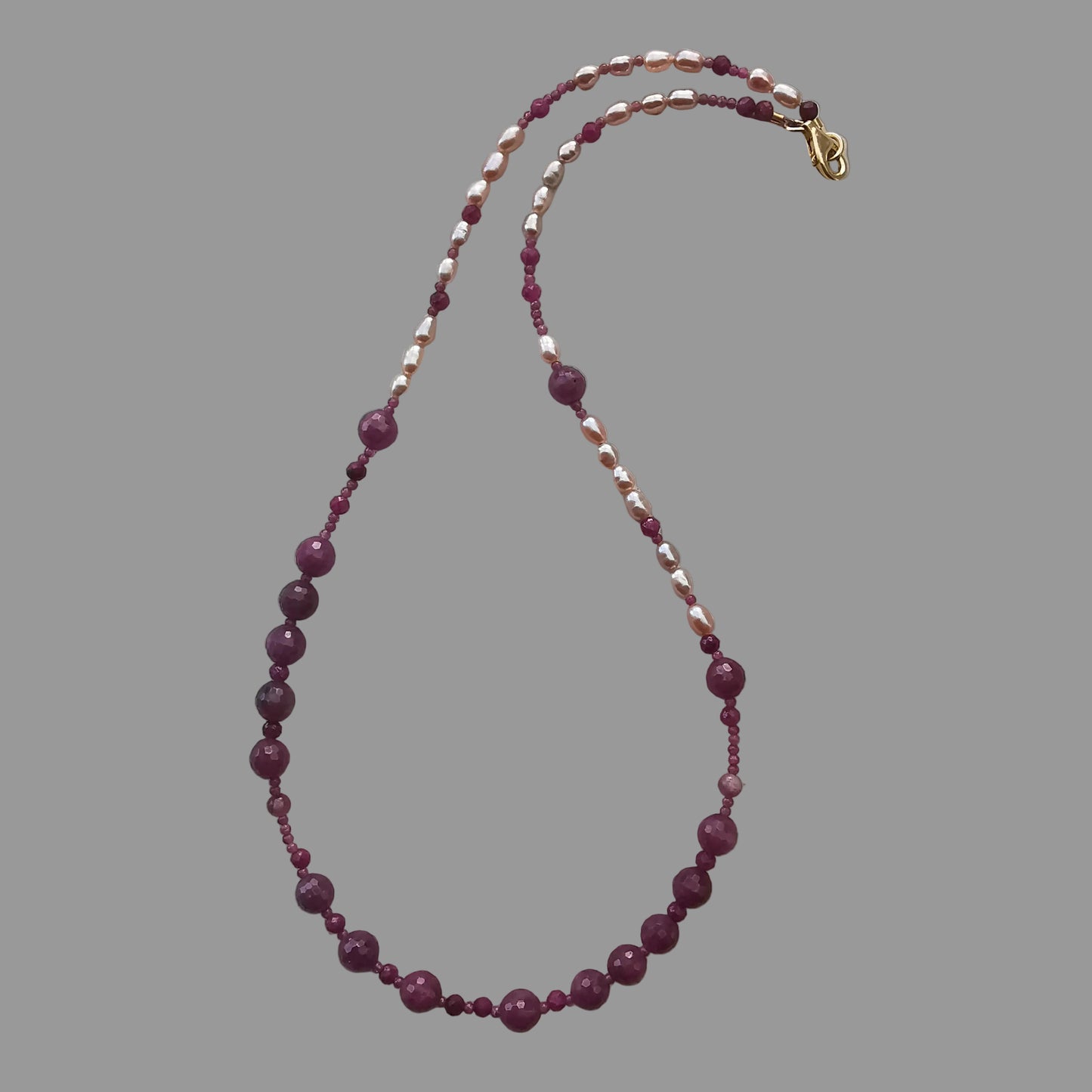 Smykkesæt m/halskæde, armbånd og øreringe