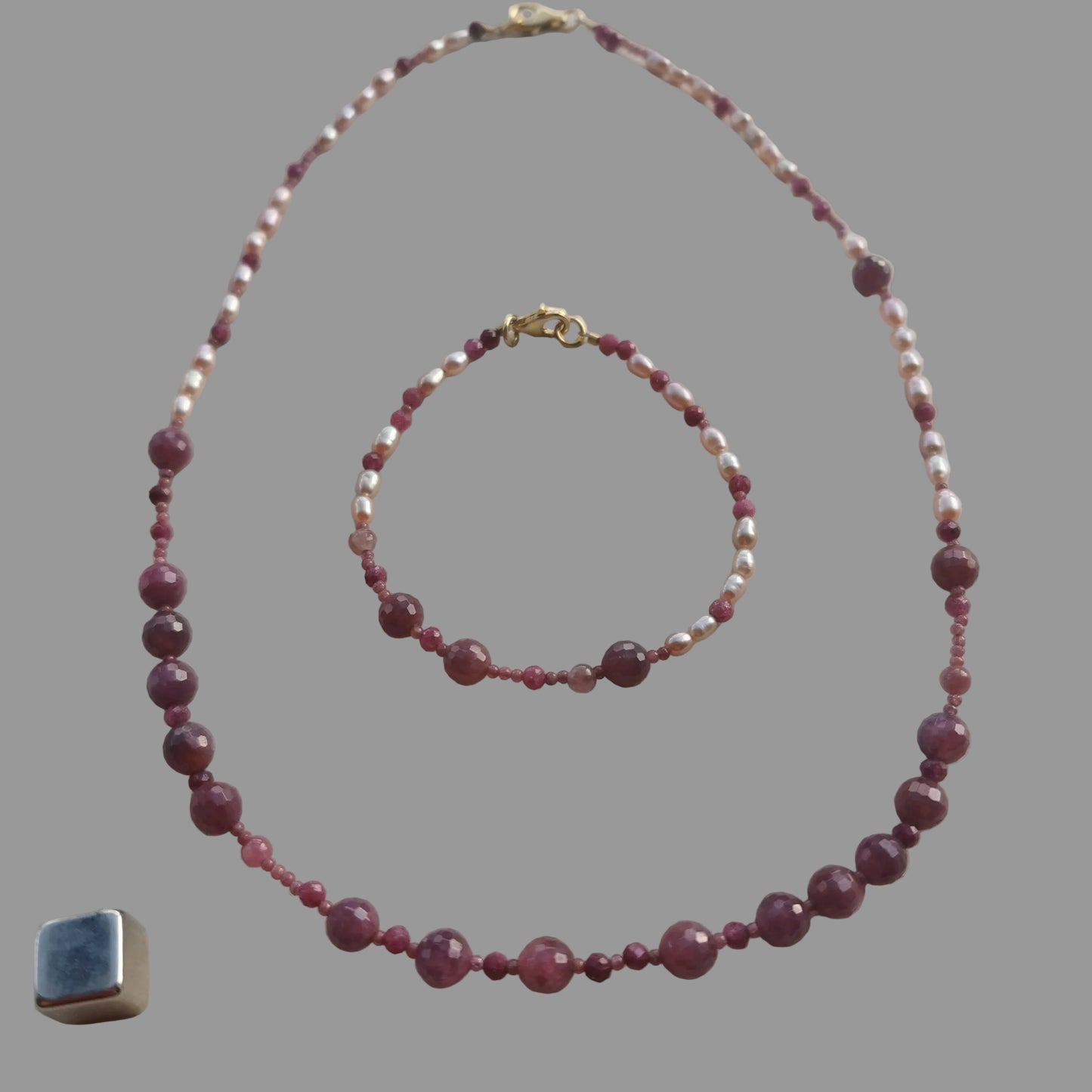 Smykkesæt m/halskæde, armbånd og øreringe