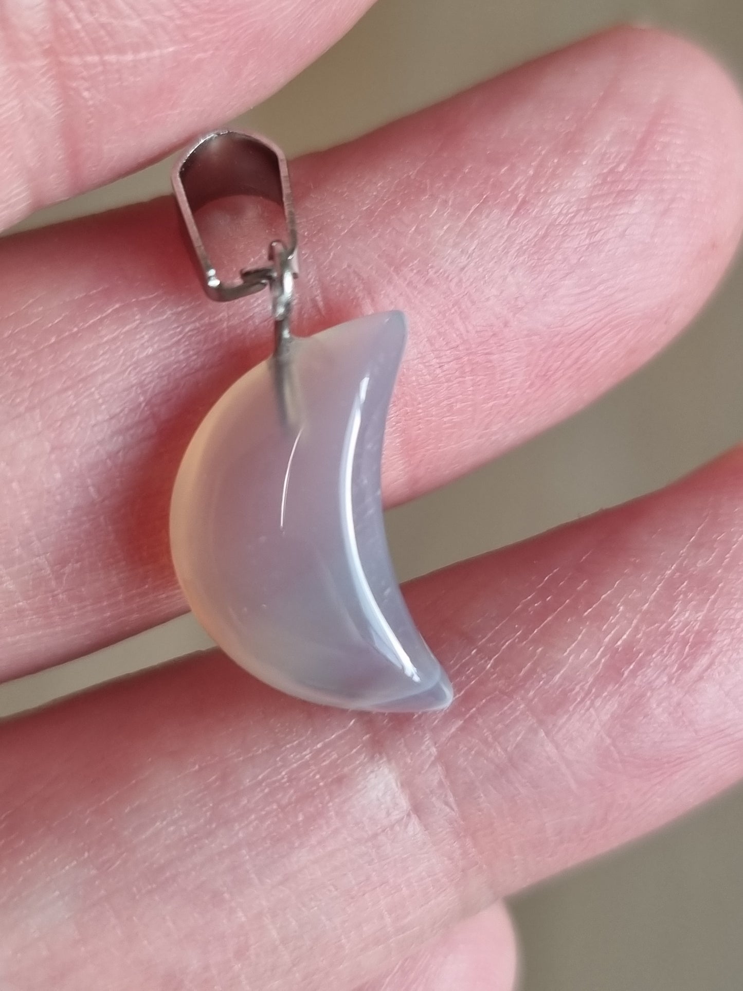 Chalcedon blå måne vedhæng