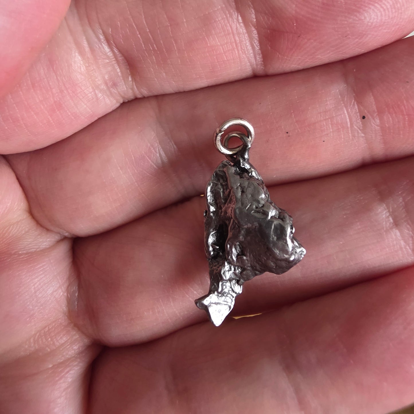 Meteorit Muonionalusta vedhæng