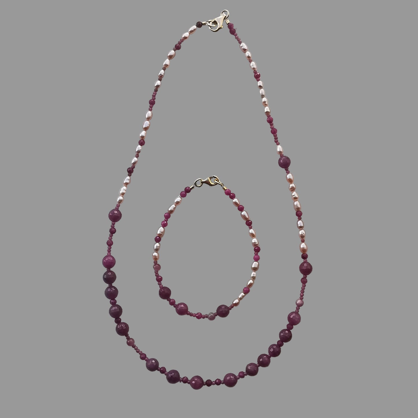 Smykkesæt m/halskæde, armbånd og øreringe