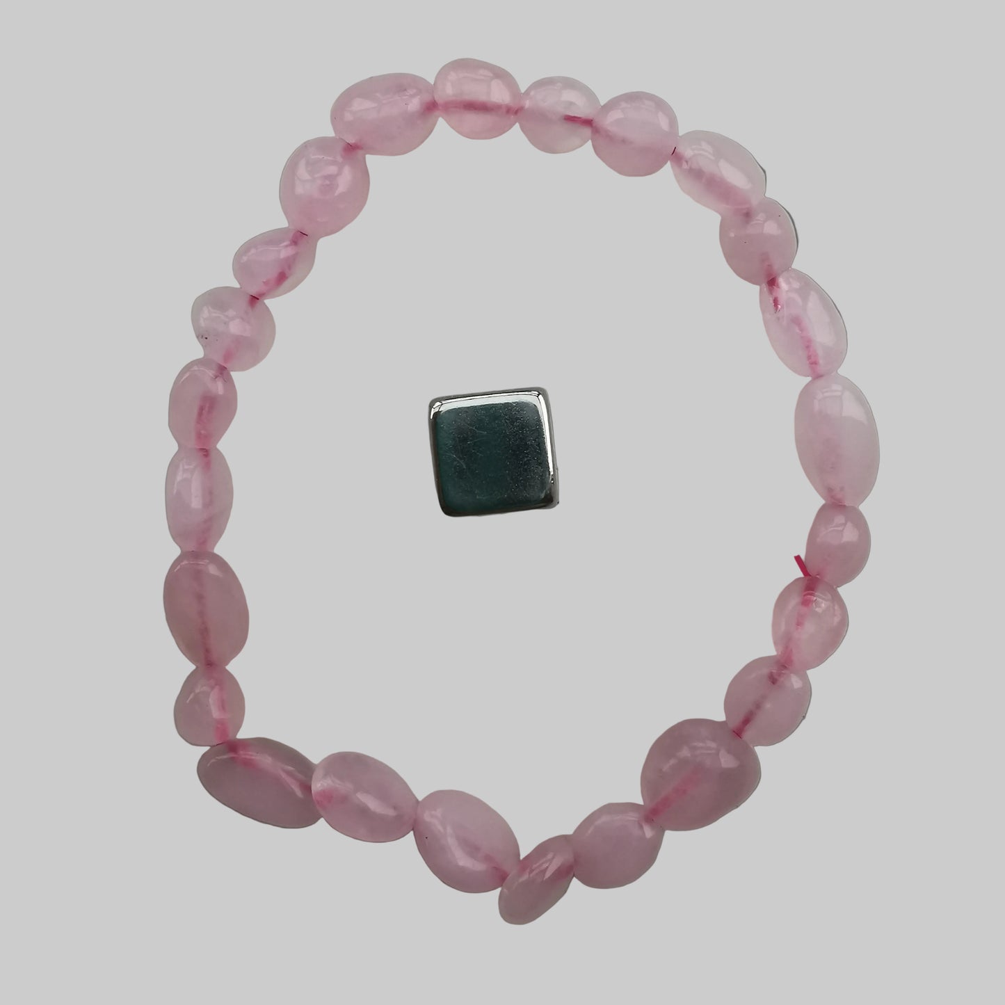 Rosakvarts armbånd i blød rosa nuance med energi for kærlighed og selvkærlighed.