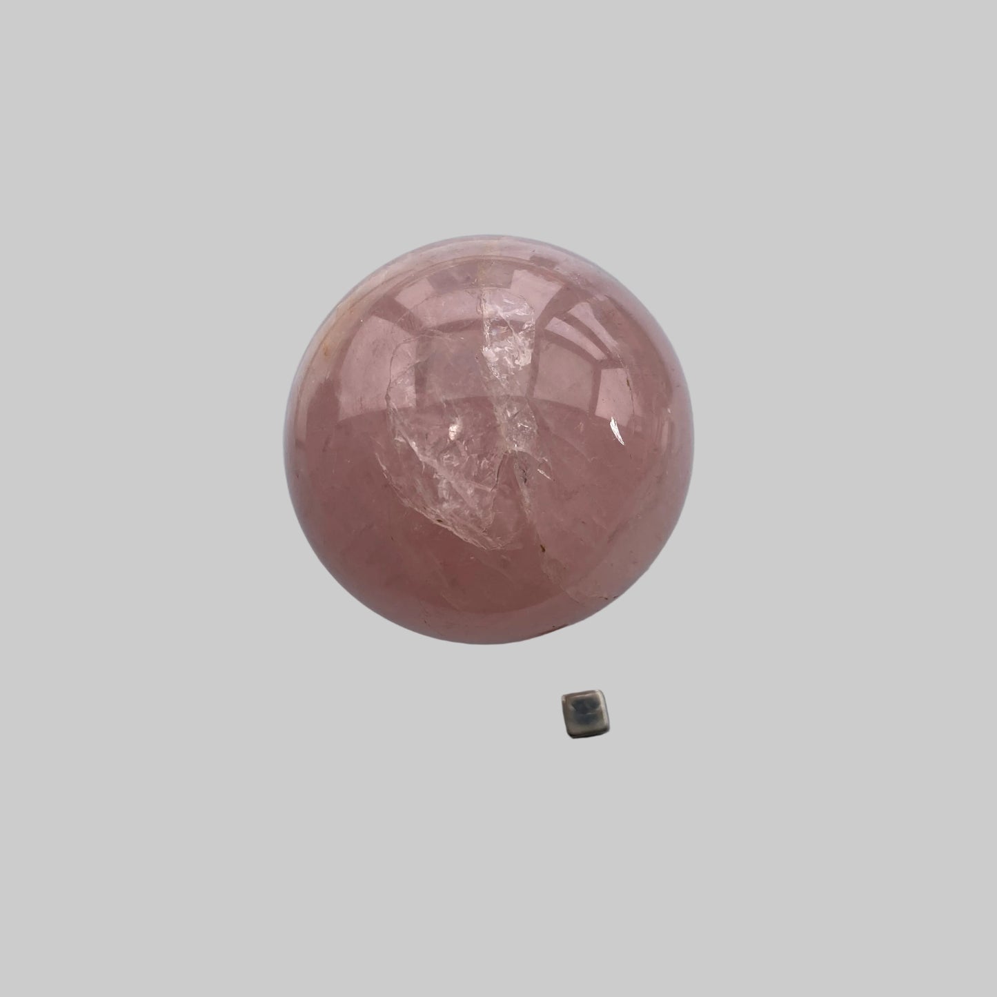 Rosakvarts kugle til følelsesmæssig healing.