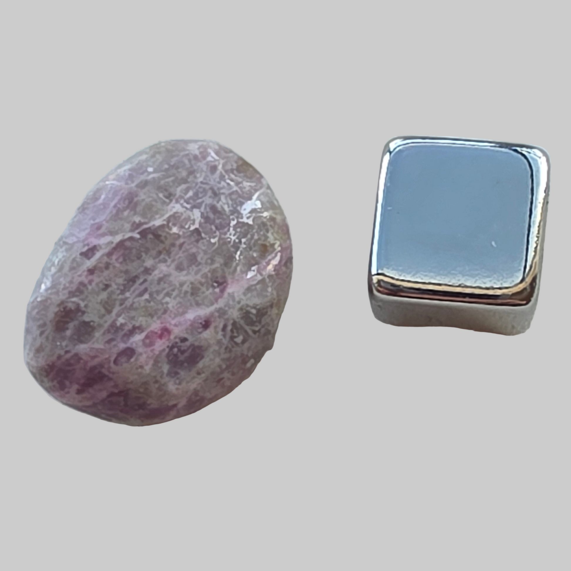 Saussurit krystal – støtte til følelsesmæssig transformation