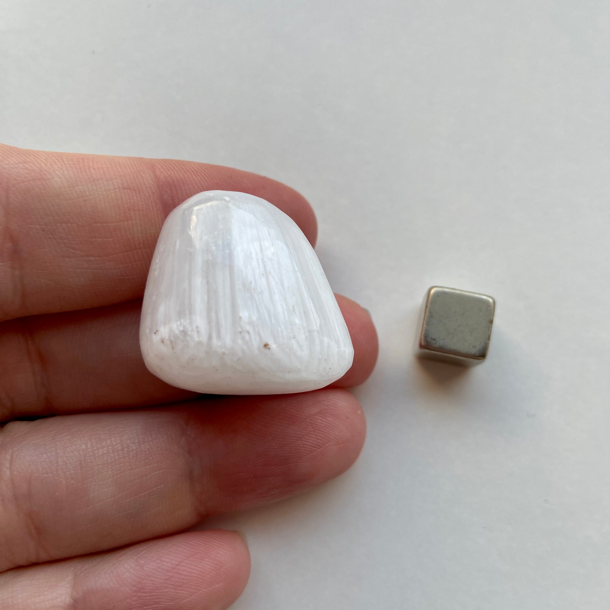 Skolezit krystal der åbner for højere bevidsthed.