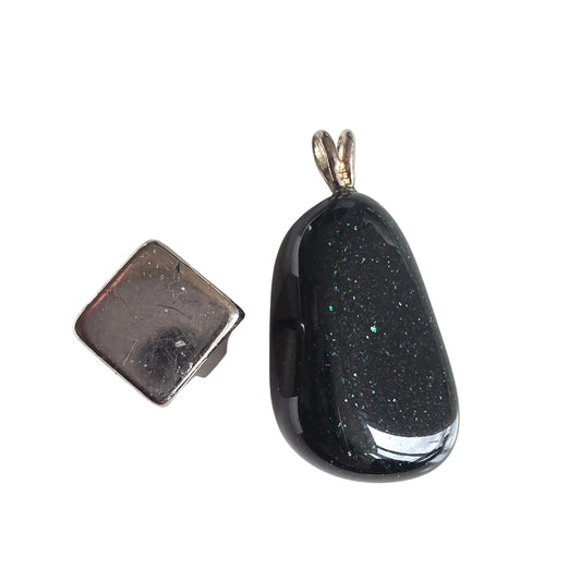 Grøn stjernesten vedhæng til hjertechakra og følelsesmæssig balance.