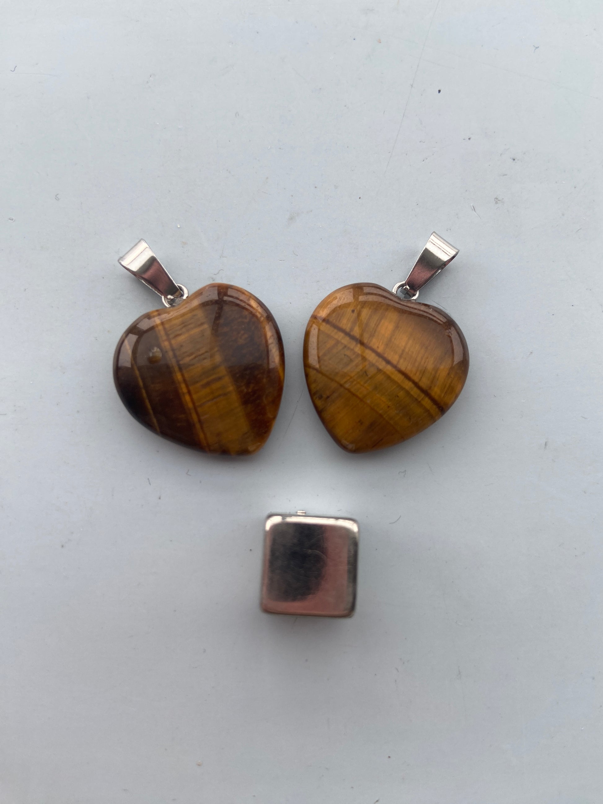 Tigerøje – krystal for mod, fokus og handlekraft.