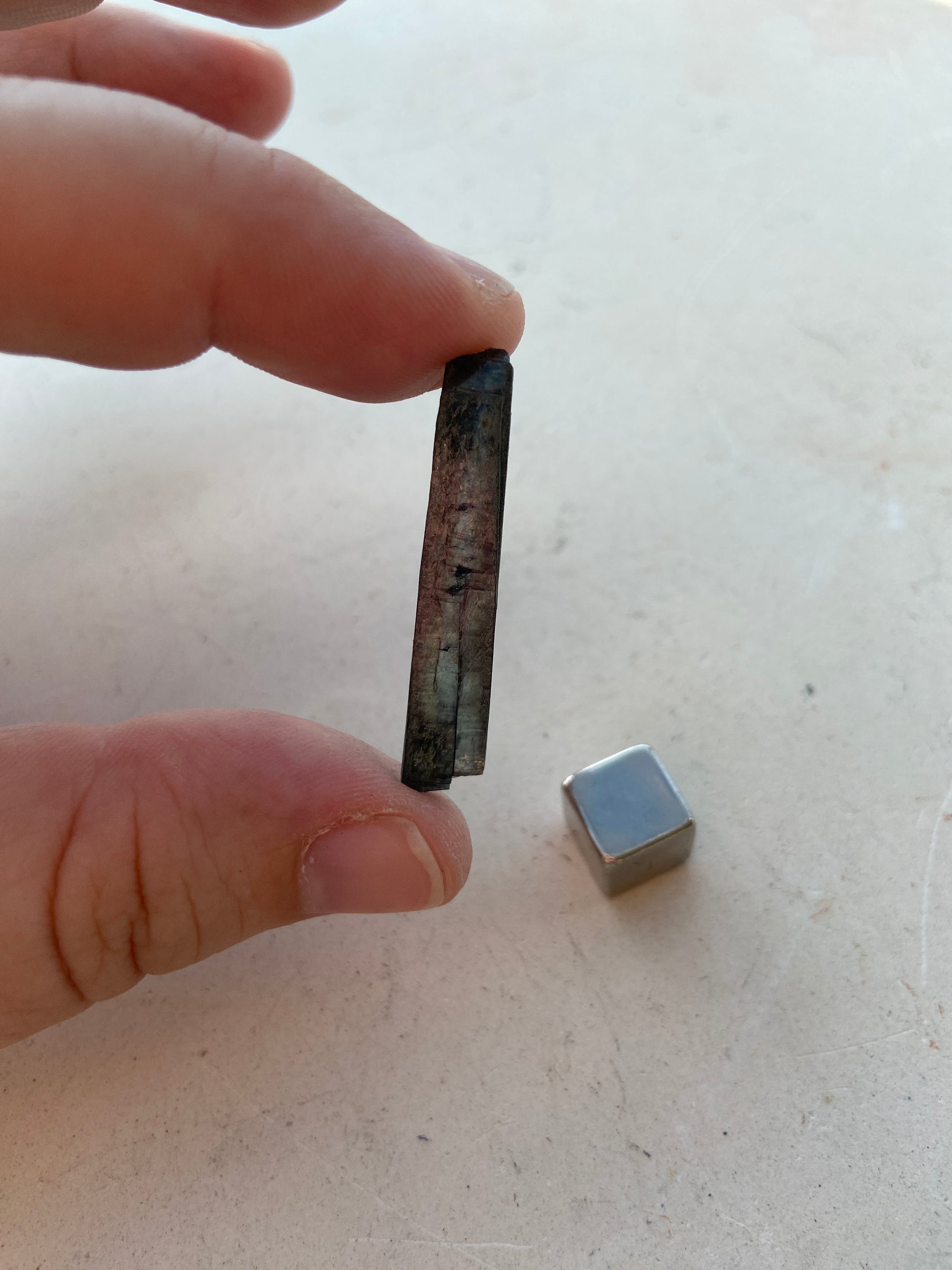 Vivianit krystal – kraftfuld sten til dyb healing og indre transformation.