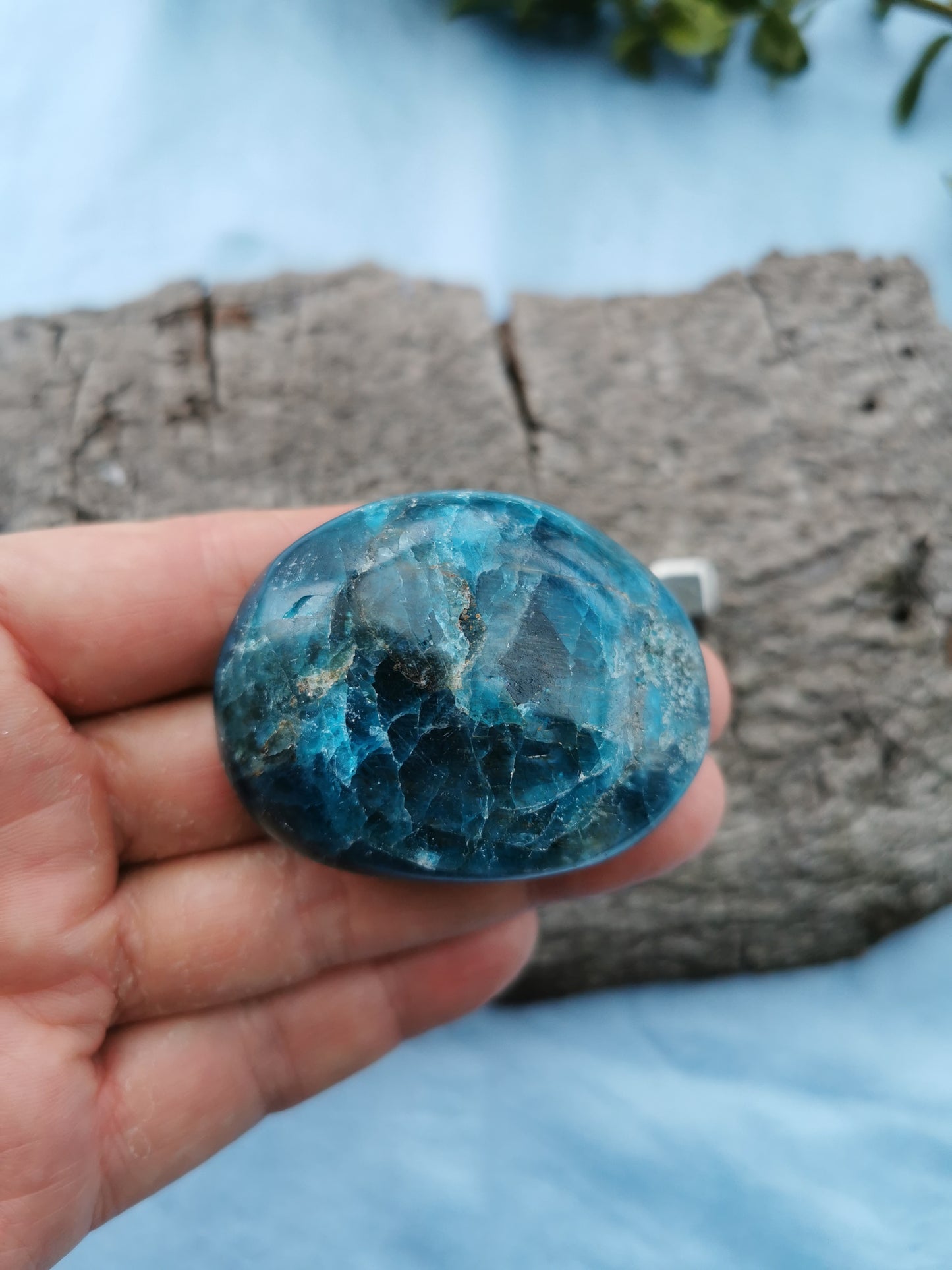 Apatite Blue Jumbo Stone