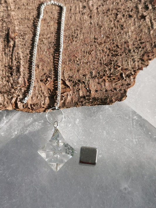 Rock crystal Merkaba pendulum