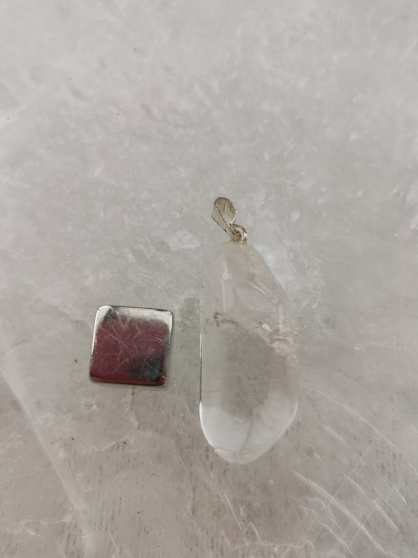 Rock crystal pendant