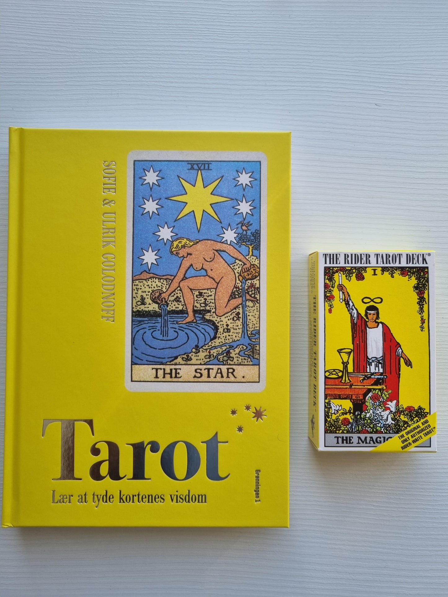 Tarot Lærebog og kortsæt