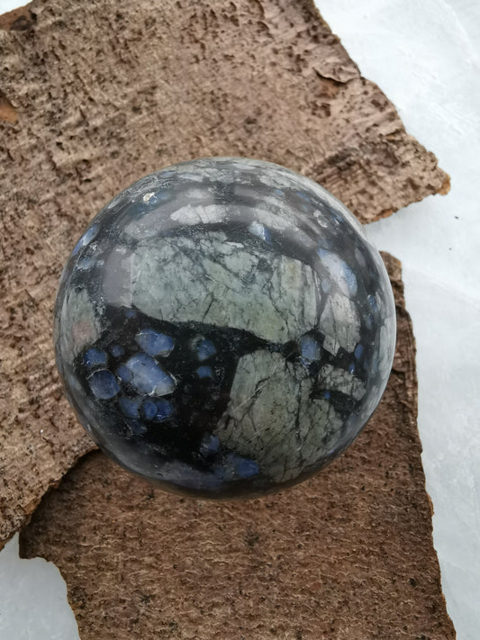 Llanoite Sphere