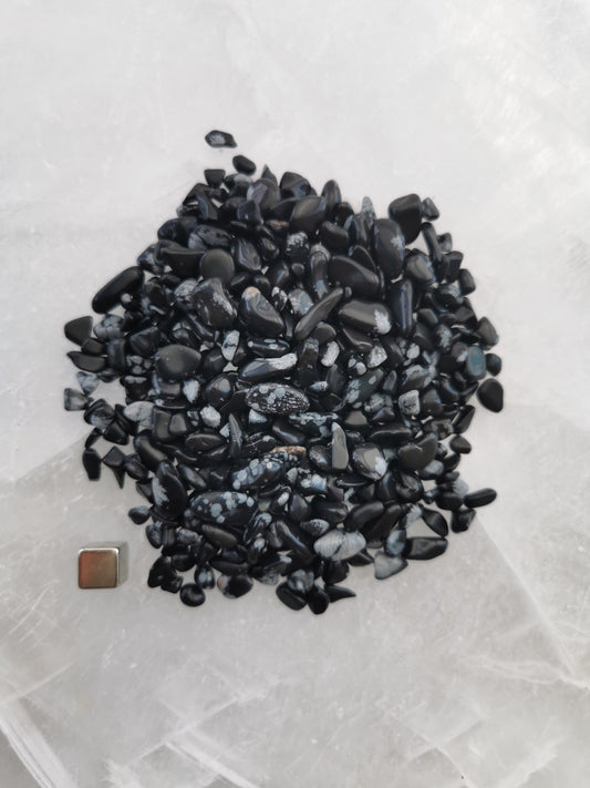 Krystalchips - Obsidian Snefnug - til glasflaske (25 cl)