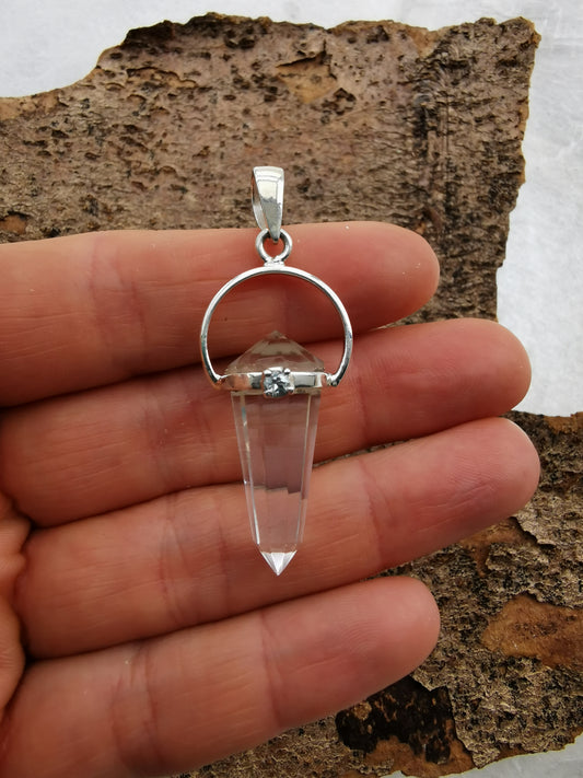 Rock crystal pendant with aquamarine crystal