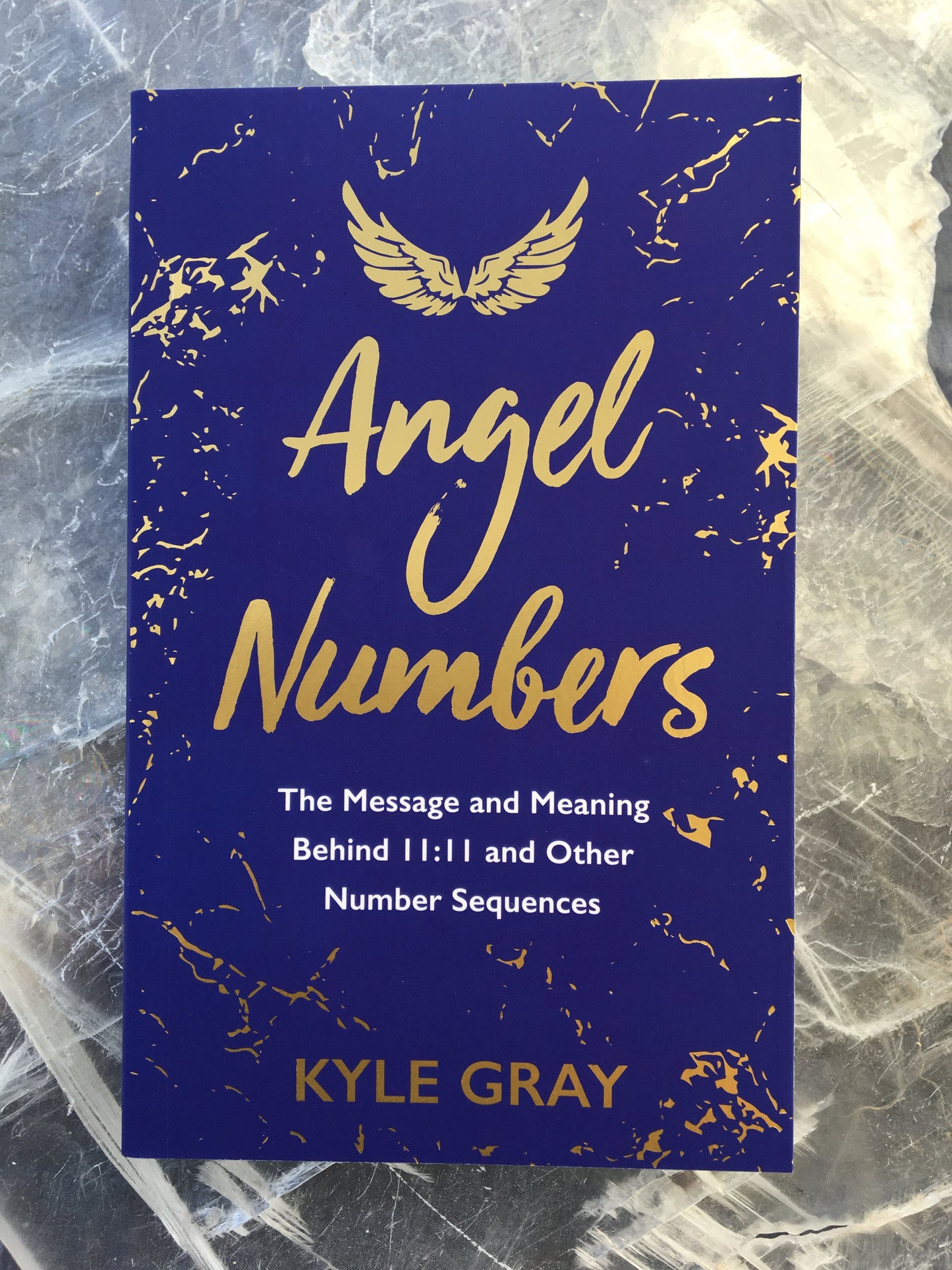 "Angelnumbers" m/Kyle Gray